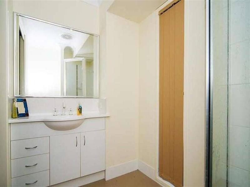 2 Kitching Court, Collingwood Park QLD 4301