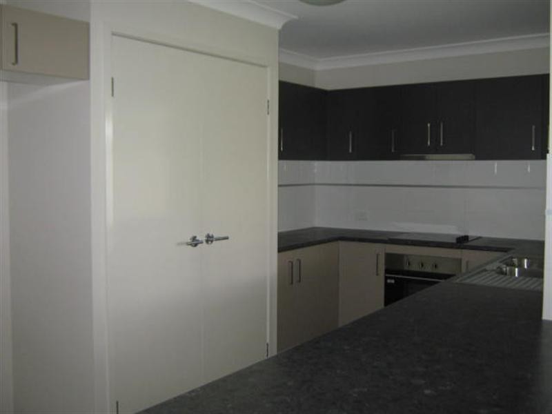 11 Siffleet Street, Bellbird Park QLD 4300