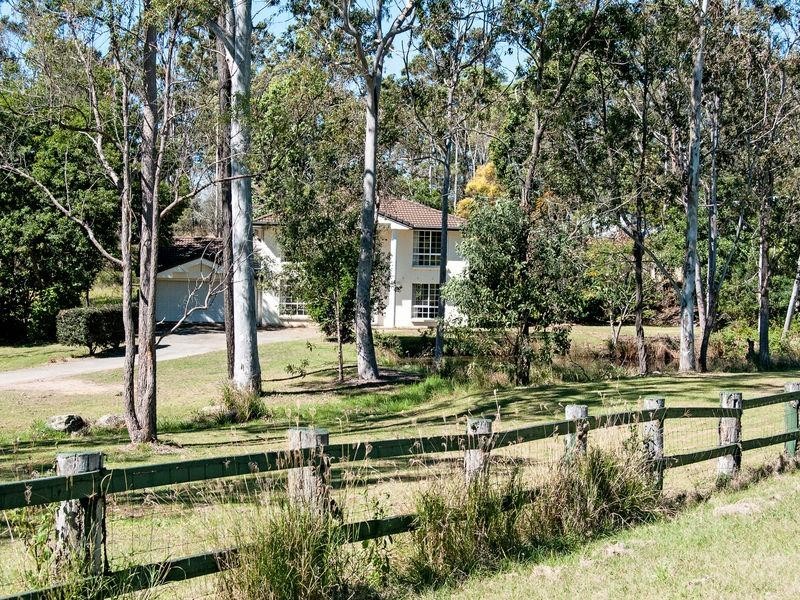 1 Whiptail Court, Greenbank QLD 4124