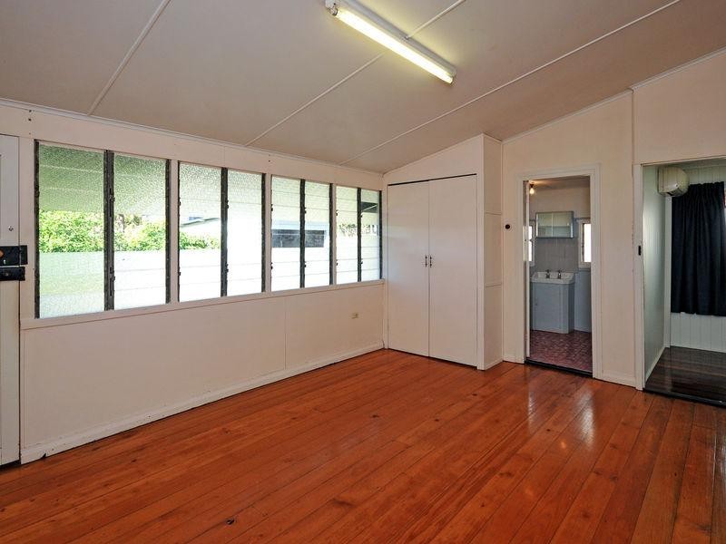 7 Brick Street, Redbank QLD 4301