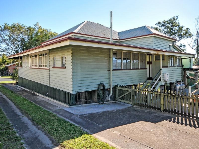 7 Brick Street, Redbank QLD 4301