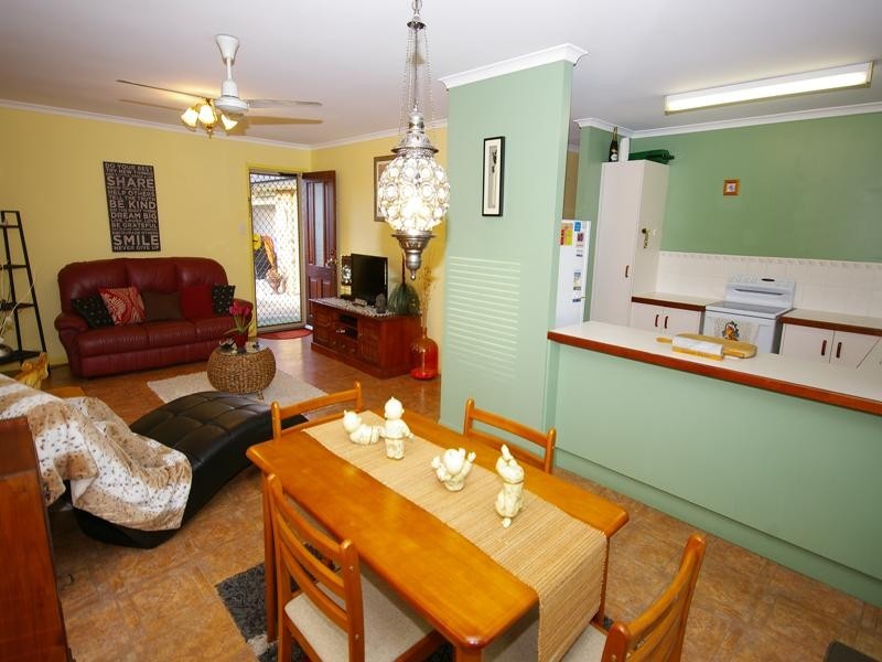 1/117 Cameron Street, Redbank Plains QLD 4301