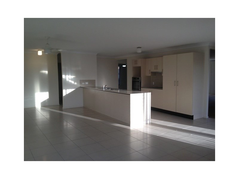 4 Foundation Street, Collingwood Park QLD 4301