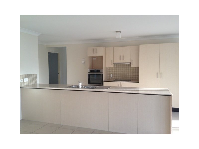 4 Foundation Street, Collingwood Park QLD 4301