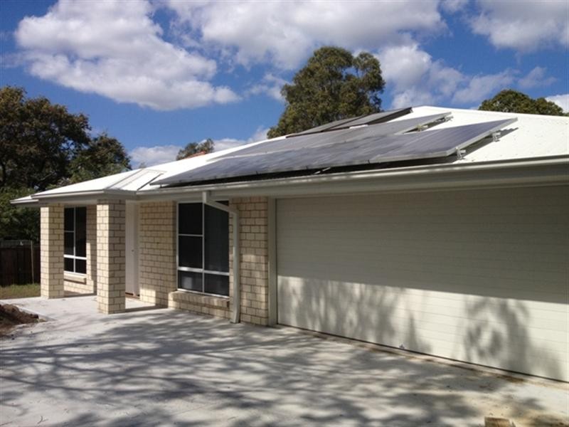 5A Jane Street, Redbank Plains QLD 4301