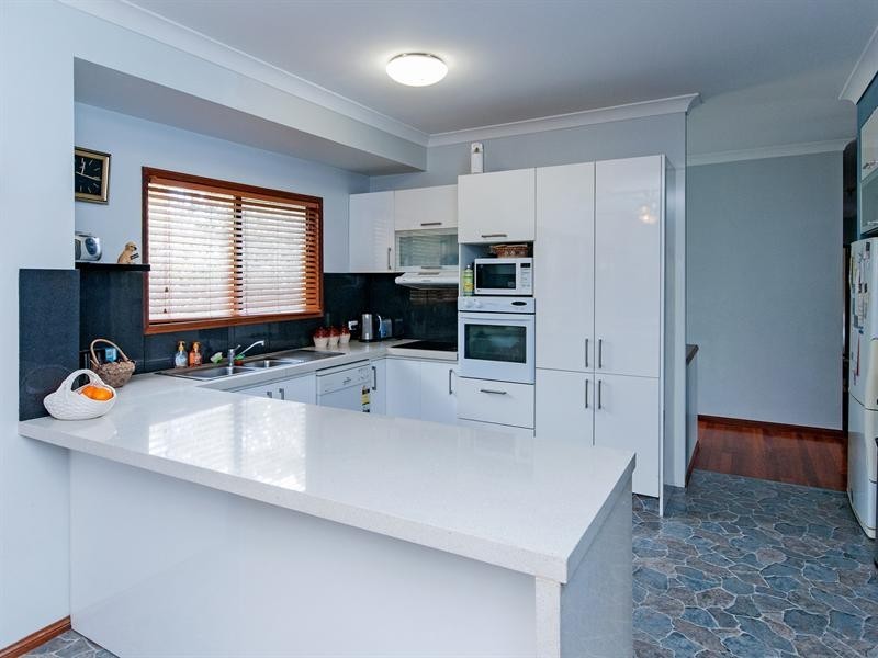 3 Vanessa Court, Camira QLD 4300