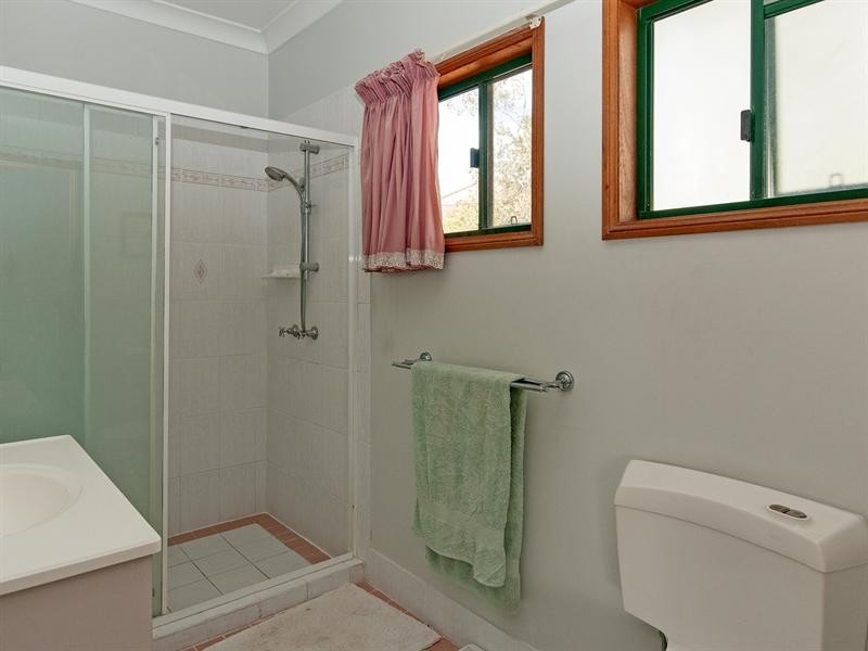 3 Vanessa Court, Camira QLD 4300