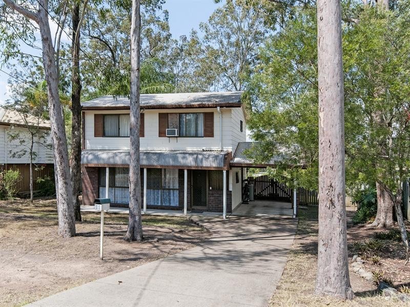 11 Tamatea Drive, Bellbird Park QLD 4300