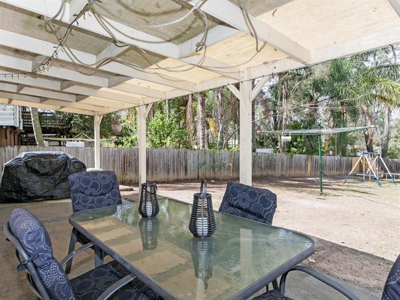 11 Tamatea Drive, Bellbird Park QLD 4300