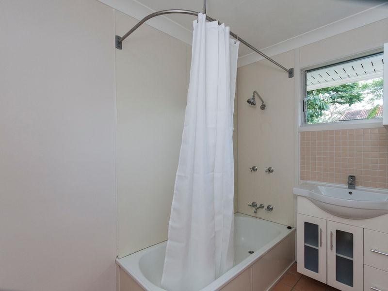 16 Coutts Street, Goodna QLD 4300