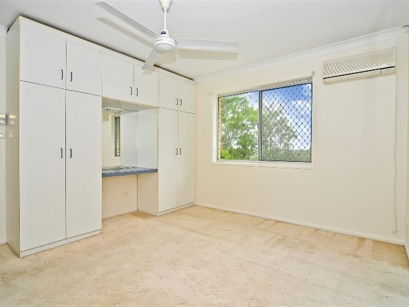 33 Mclean Street, Redbank Plains QLD 4301