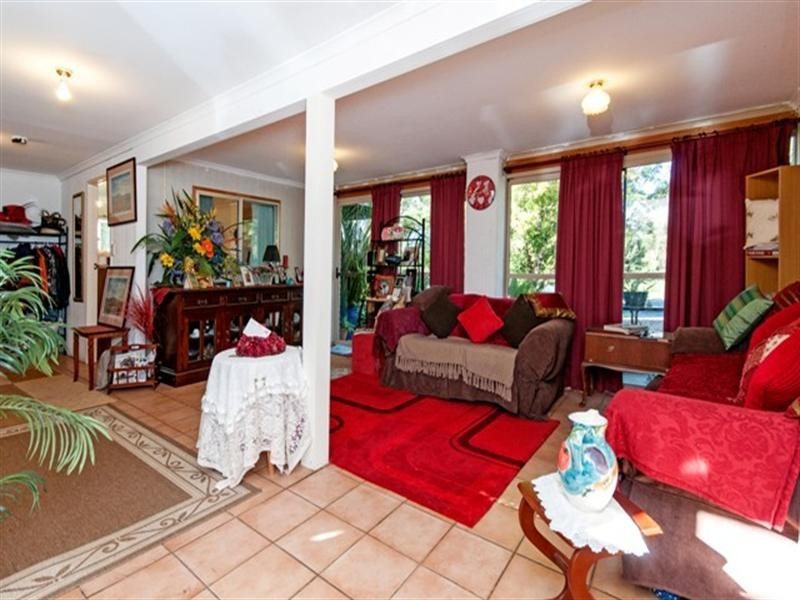 21 Alawoona Street, Redbank Plains QLD 4301