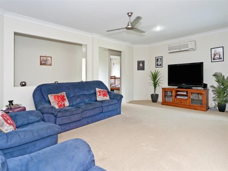 1 Agnes Place, Redbank Plains QLD 4301