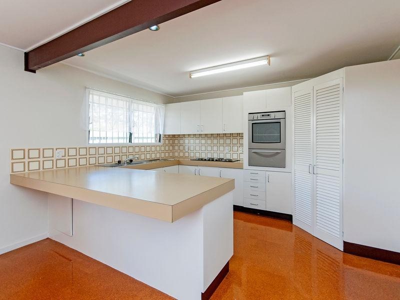7 Strachan Court, Collingwood Park QLD 4301