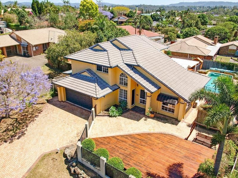 9 Vincent Place, Sinnamon Park QLD 4073