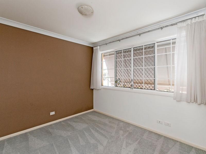 9 Vincent Place, Sinnamon Park QLD 4073