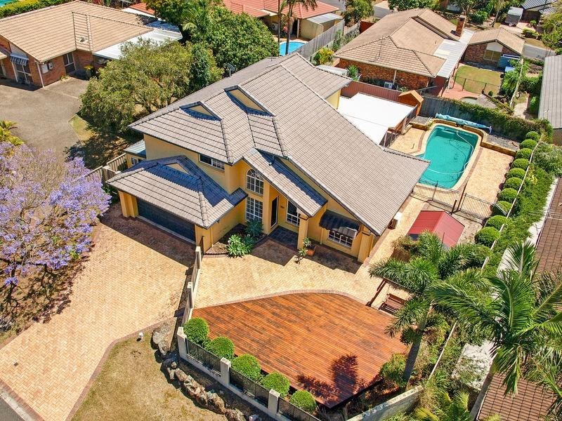 9 Vincent Place, Sinnamon Park QLD 4073