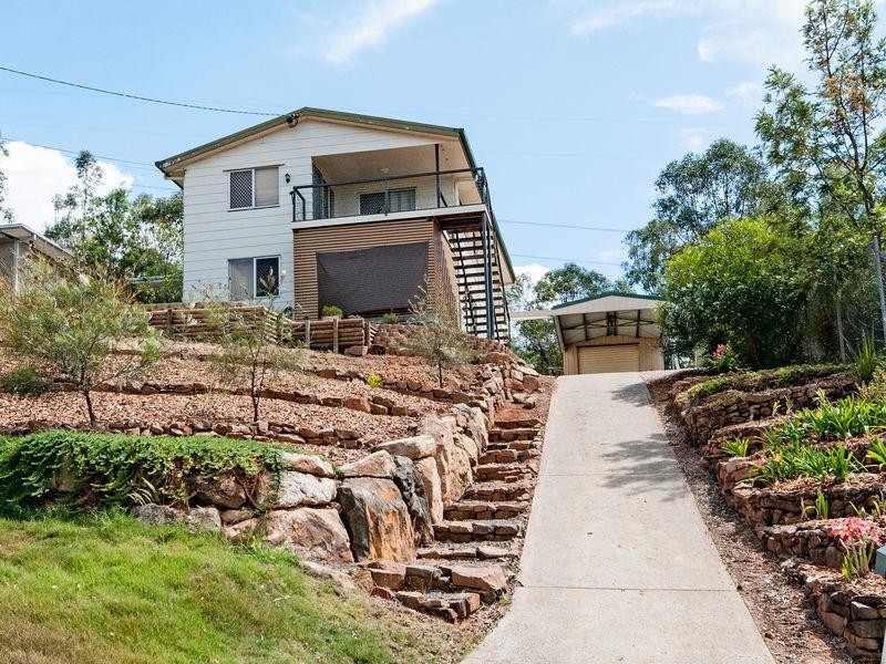 8 Surrey Road, Bellbird Park QLD 4300