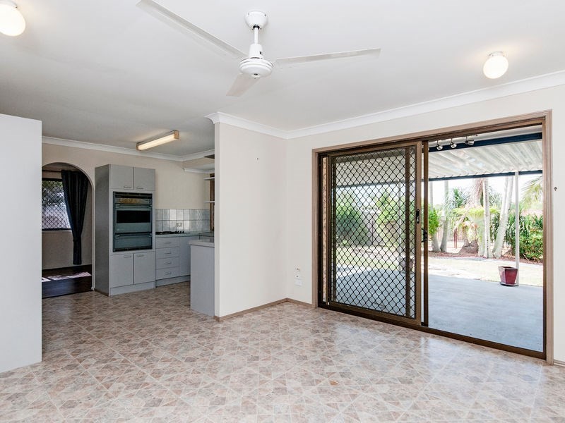 5 HIGHBURY Drive, Redbank Plains QLD 4301