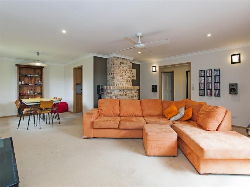 41 Sharpless Road, Springfield QLD 4300