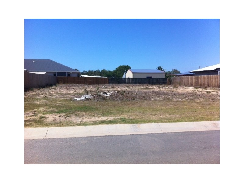 13 Goldwyn Close, Ooralea QLD 4740