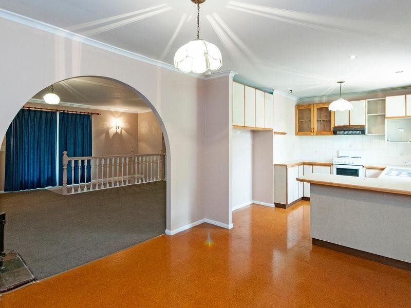 16 Buttler Street, Bellbird Park QLD 4300