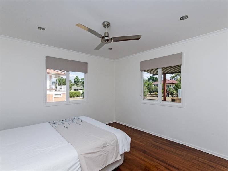 5 Auster Street, Redbank QLD 4301