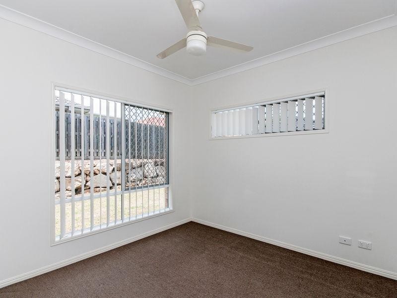 3 Reynolds Close, Redbank Plains QLD 4301