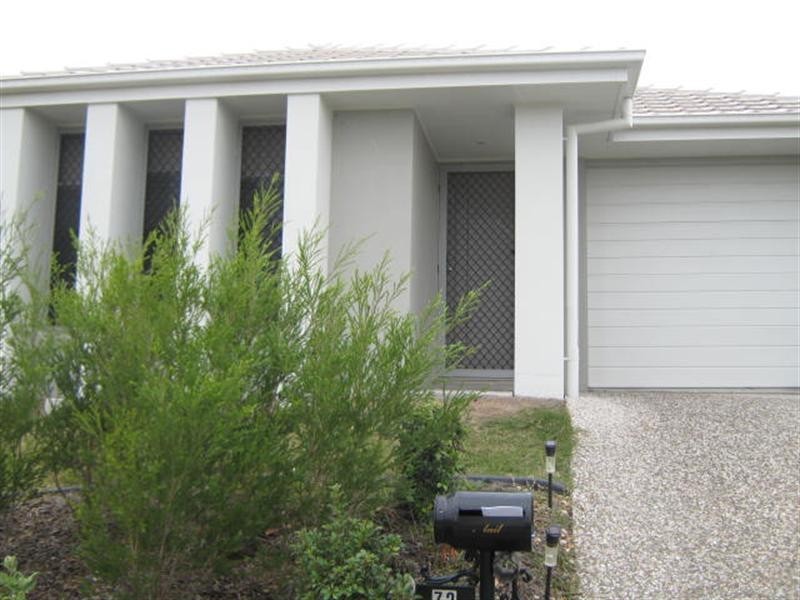 72 Harold Reinhardt Drive, Redbank Plains QLD 4301