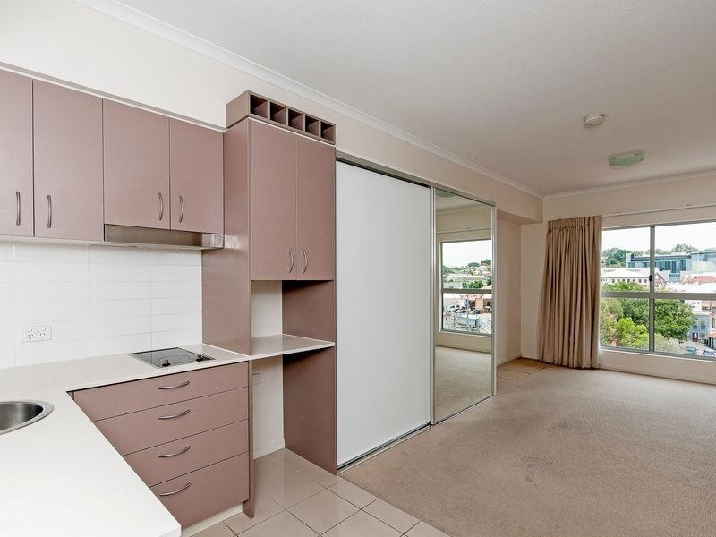 408/11 Ellenborough Street, Ipswich QLD 4305