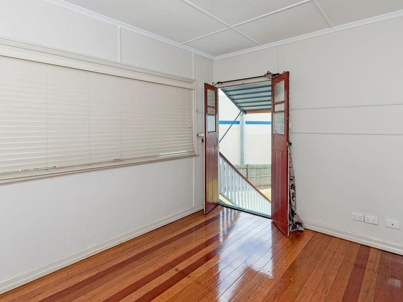 12 Barram Street, Goodna QLD 4300