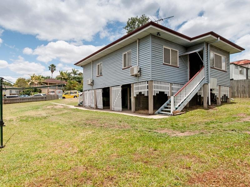 12 Barram Street, Goodna QLD 4300