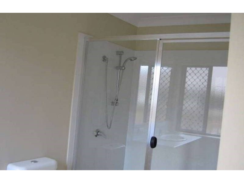 2/56 Berrigan Street, Redbank Plains QLD 4301