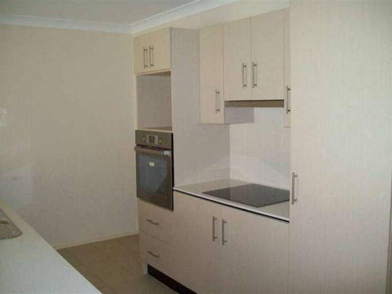 2/35a Woodford Street, One Mile QLD 4305