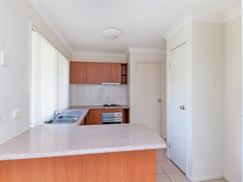 8 Moroney Court, Goodna QLD 4300