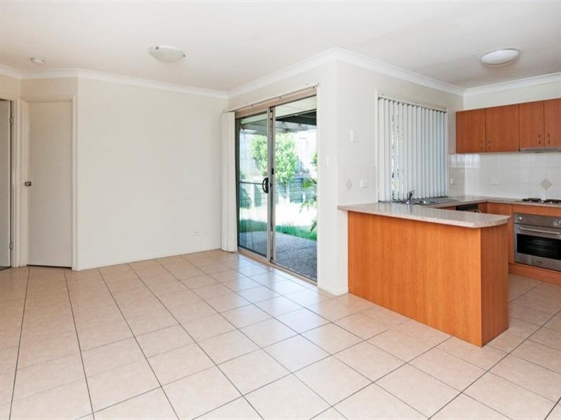 8 Moroney Court, Goodna QLD 4300