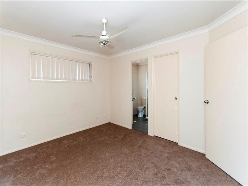 8 Moroney Court, Goodna QLD 4300