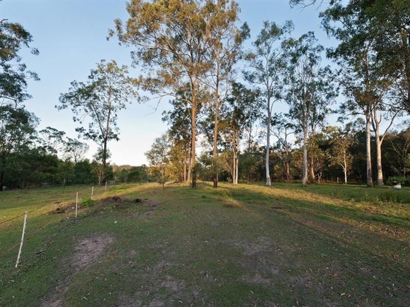 152 Campbell Road, Greenbank QLD 4124