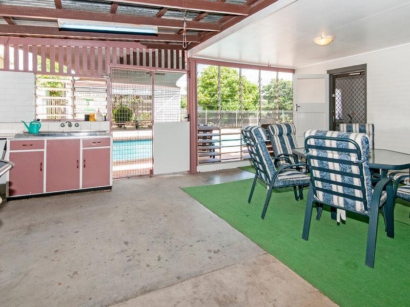 58 Alice Street, Silkstone QLD 4304