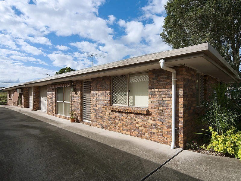 1/27 Henty Drive, Redbank Plains QLD 4301