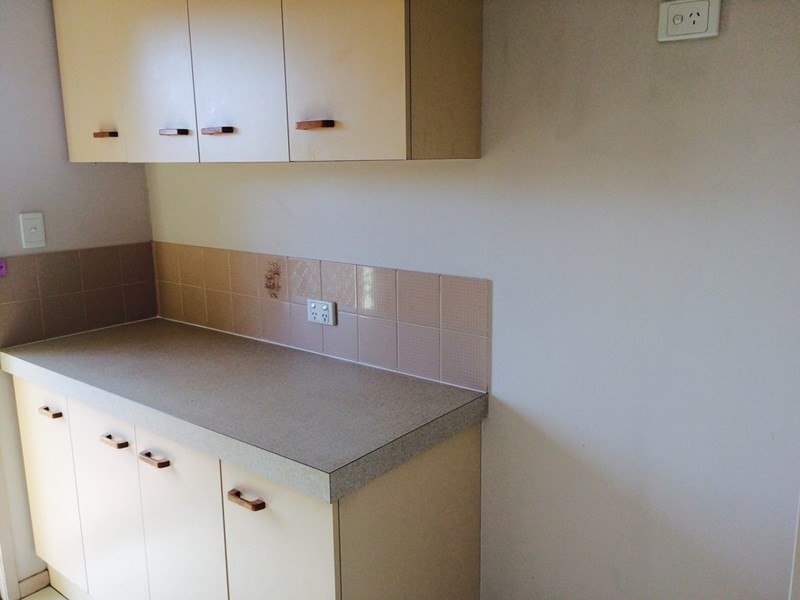 1/27 Henty Drive, Redbank Plains QLD 4301