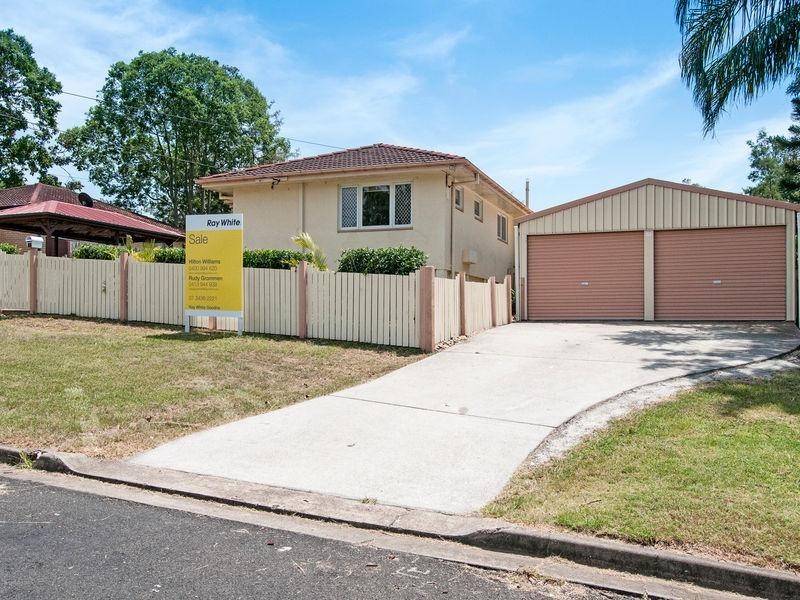 17 Overell Crescent, Riverview QLD 4303