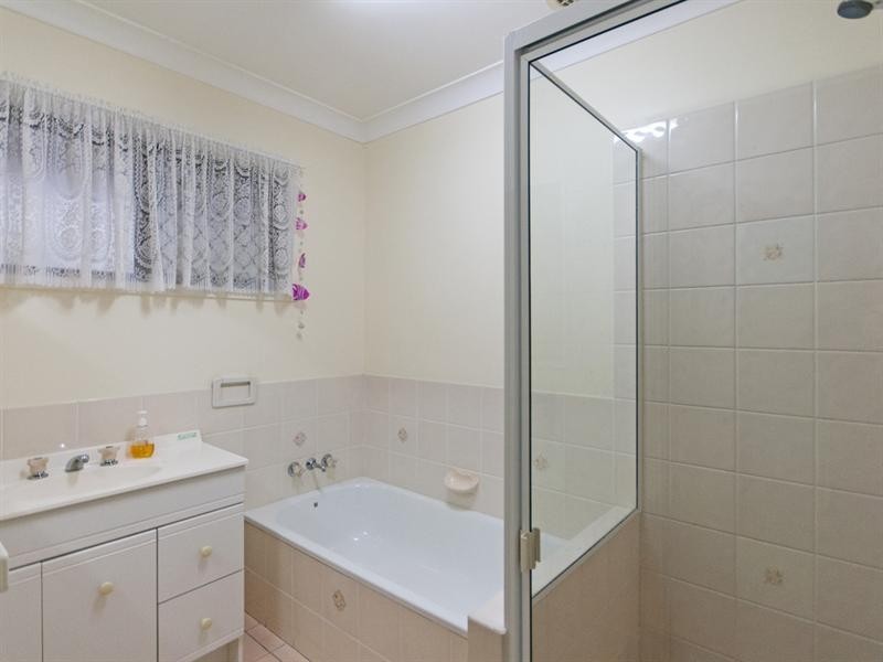 12 Glen Fairlie Avenue, Redbank Plains QLD 4301