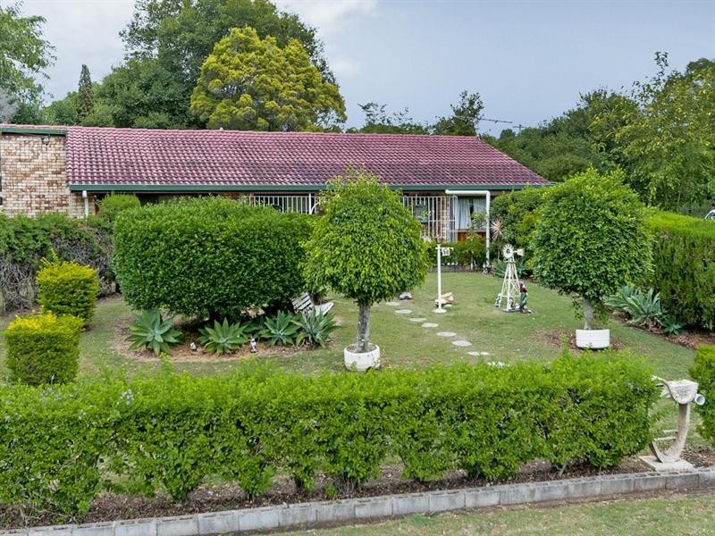 12 Glen Fairlie Avenue, Redbank Plains QLD 4301