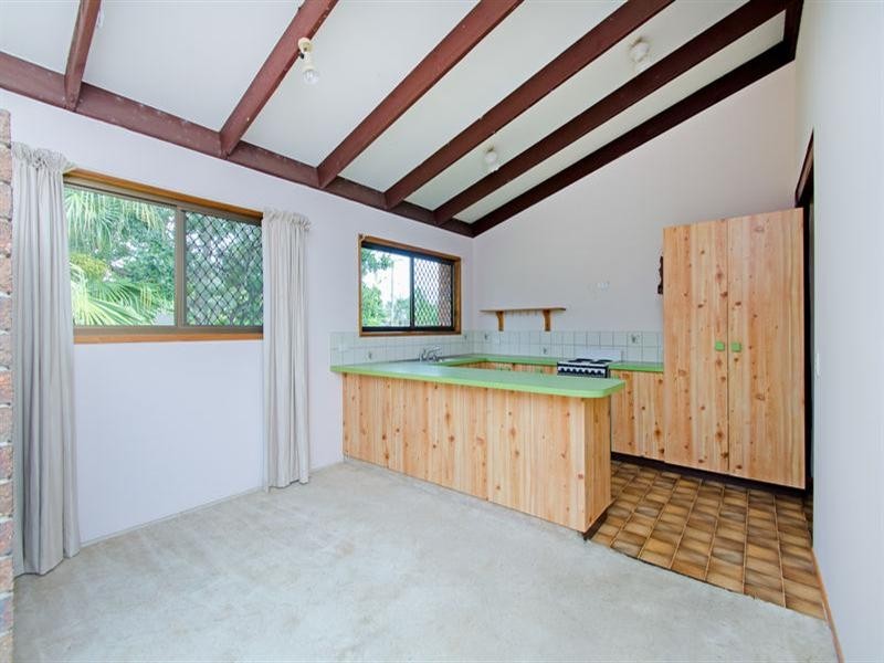 11 Sturt Drive, Redbank Plains QLD 4301