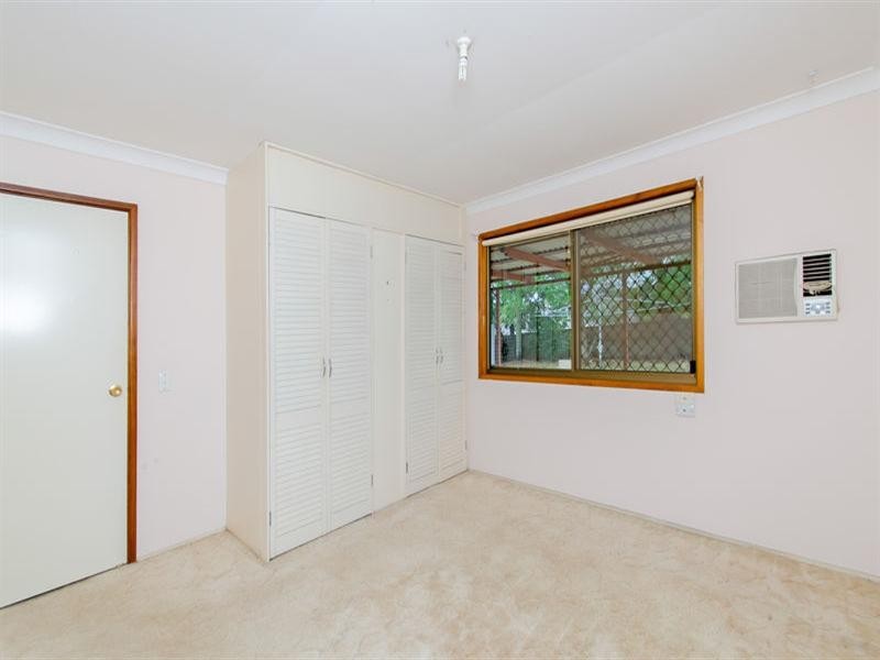 11 Sturt Drive, Redbank Plains QLD 4301