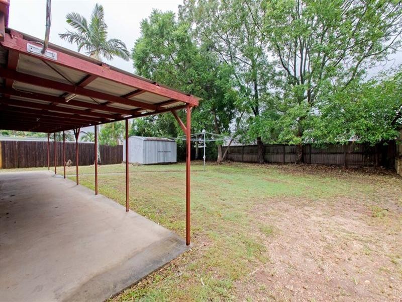 11 Sturt Drive, Redbank Plains QLD 4301