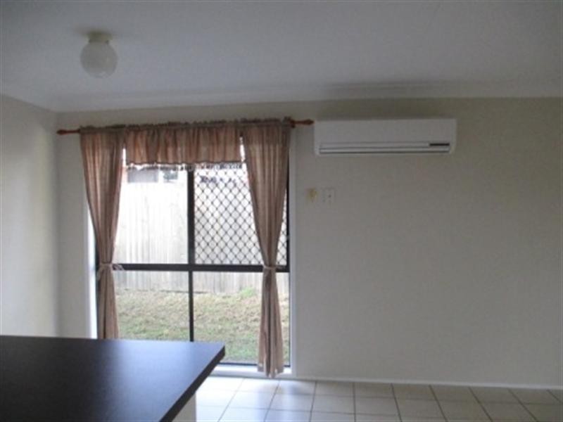 1/37 Somerfield Street, Redbank Plains QLD 4301