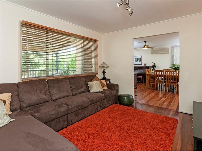 23 Woodlands Avenue, Camira QLD 4300