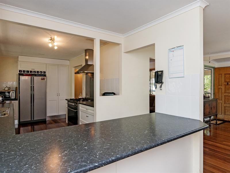 23 Woodlands Avenue, Camira QLD 4300